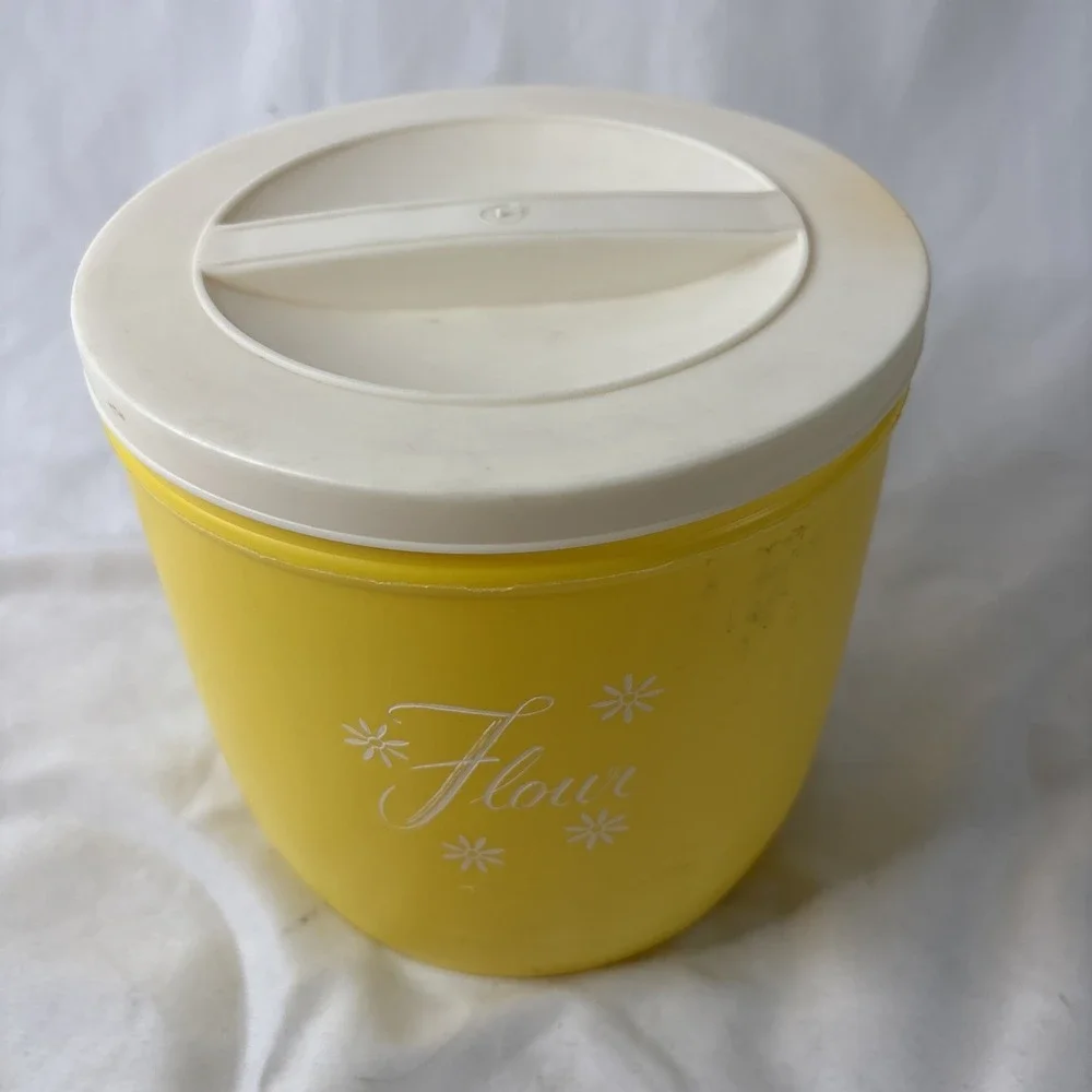 Vtg 1950s Stanley Atomic Plastic Canister Set Yellow Nesting MCM 4Pc Retro Sugar
